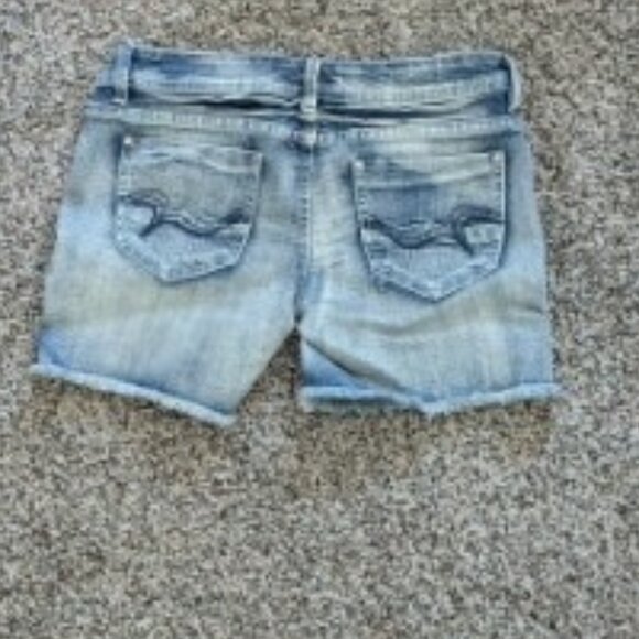 Junior's Bongo denim short's - Picture 3 of 8